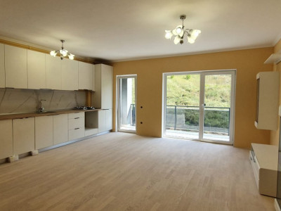 Apartament 2 camere | parcare | 53 mpu |zona Teilor Floresti