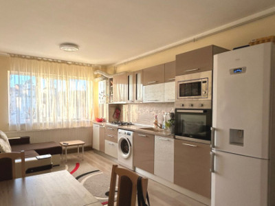 Apartament 3 camere | Parcare| 50 mpu | Zona Petrom Baciu