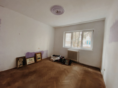 Apartament 3 camere | Decomandat | 68mpu | zona Grigore Alexandrescu 