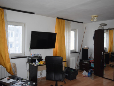 Apartament 3 camere | Decomandat | 67  mpu | Zona Big Mănaștur