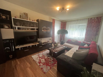 Apartament 4 camere | Decomandat | 80 mpu |Zona Calea Floresti 