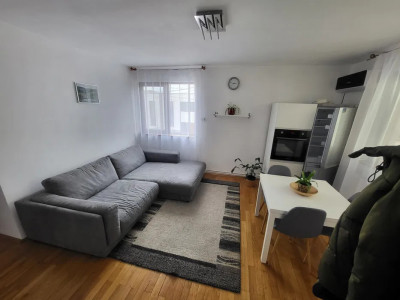 Apartament 3 camere | Decomandat | 70 mpu | zona Campului Mănăștur