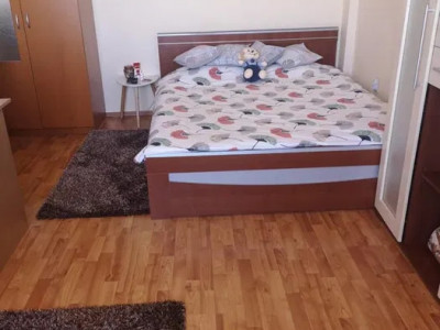 Apartament cu 1 camera | 40 mpu | Etaj Intermediar | Zona Intre Lacuri