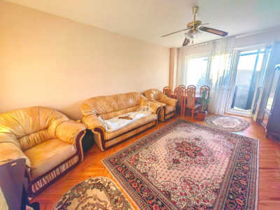 Apartament 3 camere | Decomandat | 80 mpu | Zona Frunzisului Zorilor