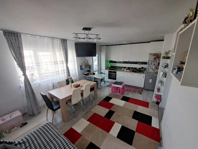 Apartament 4 camere | Decomandat | 70 mpu | Baza Sportiva Manastur