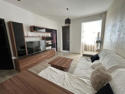 Apartament 2 camere | 50 mpu | zona Traian Centru 