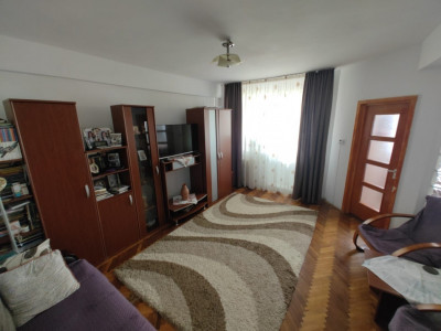 Apartament 2 camere | 57 mpu | Decomandat | zona Observator Zorilor