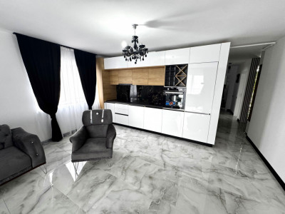 Apartament 3 camere | Etaj intermediar | 76 mpu | Lidl Calea Baciului