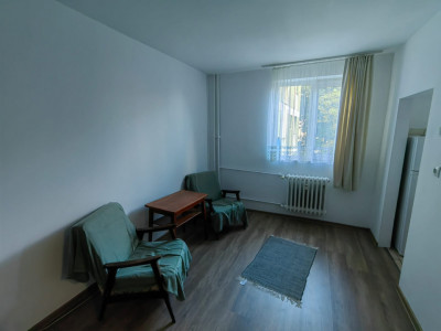 Apartament 2 camere | Etaj intermediar | 26 mpu | Zona Piata Hermes