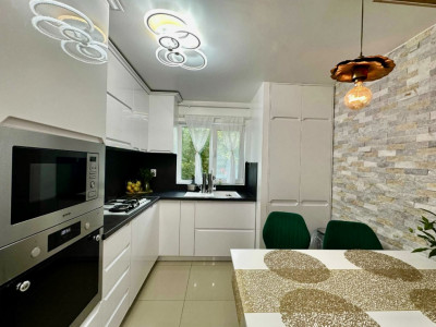 Apartament 3 camere | 64 mpu | zona Campului Manastur 