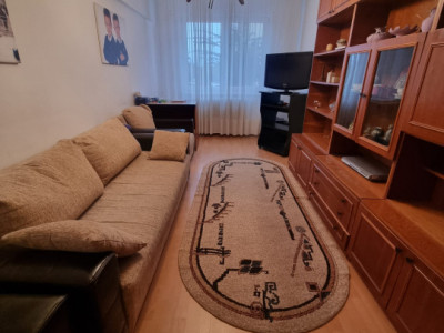 Apartament 3 camere | Decomandat | 63 mpu | Zona Dambul Rotund