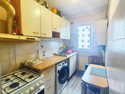 Apartament 3 camere | Etaj intermediar |48 mpu | zona Parang Manastur 