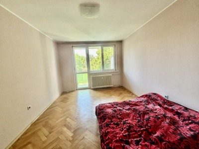 Apartament 3 camere | 54 mpu | zona Sala Sporturilor Plopilor 