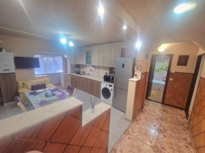 Apartament 2 camere | Decomandat | 53 mpu | Zona Tulcea Intre Lacuri 