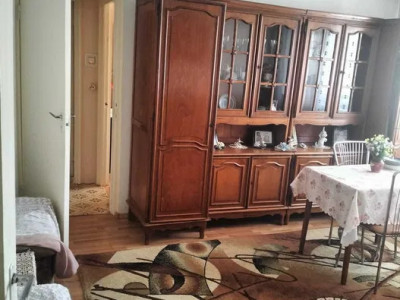 Apartament 3 camere | 53 mpu | zona Retezat Manastur 