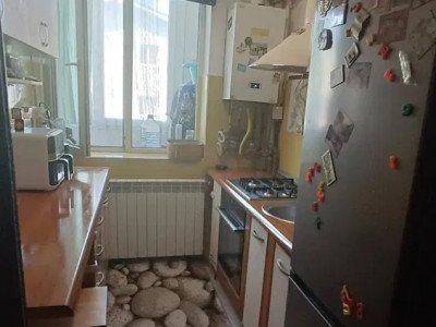 Apartament 1 camera | Parcare | 40 mpu | zona Eroilor Floresti