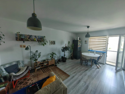 Apartament 2 camere | Etaj Intermediar | 42 mpu| Parcare | Zona Teilor