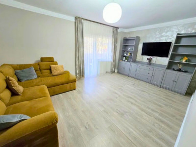 Apartament 3 camere | Decomandat | 65 mpu | Zona Piata Zorilor
