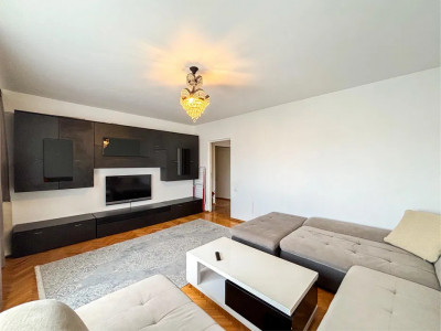 Apartament 3 camere | Decomandat | 74 mpu | zona Arinilor Manastur 