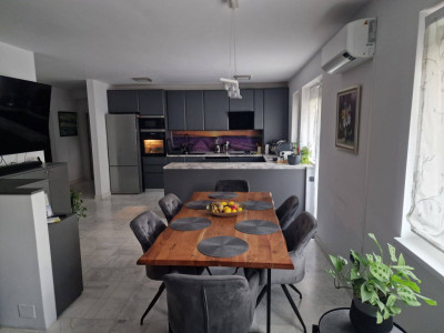 Apartament 3 camere | Gradina | 2 Parcari | 66mpu | Sesul de Sus 