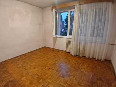 Apartament 2 camere | Decomandat | 50 mpu | Zona Piata Mihai Viteazul 