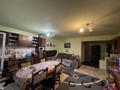 Apartament 3 camere | 82 mpu | zona Edgar Quinet Manastur 