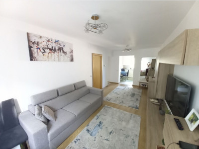 Apartament 3 camere | 70 mpu | Etaj intermediar | Mehedinți Manastur 