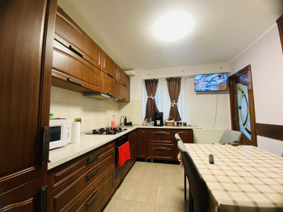 Apartament 3 camere | 77 mpu | zona Piata Flora Manastur 