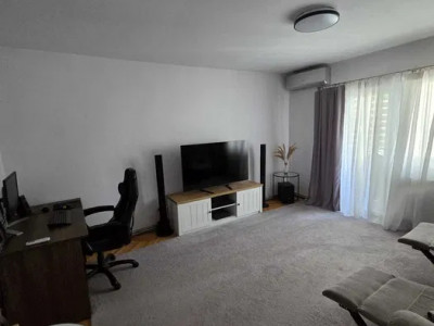 Apartament 3 camere | Decomandat | 67 mpu | Lacul Rosu Marasti