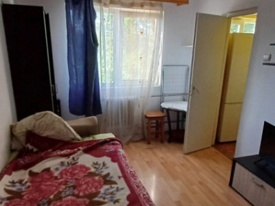 Garsoniera | Etaj intermediar | 20 mpu | Zona Primaverii Manastur
