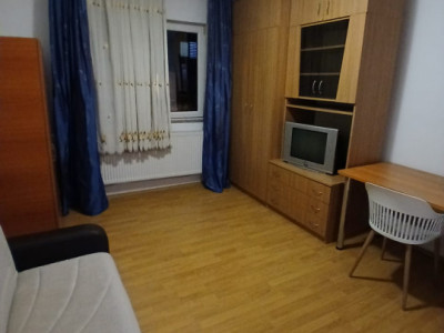 Garsoniera| etaj intermediar | 22 mpu | Zona Expo Transilvania Marasti