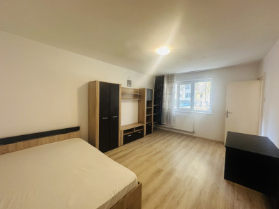 Garsoniera | Moderna | 29 mpu | zona Complex Olimpia Manastur