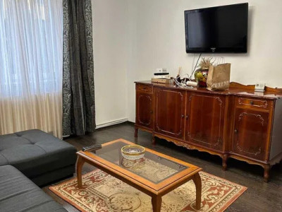 Apartament 3 camere | Decomandat | Garaj | 69 Mpu | Horea Semicentral