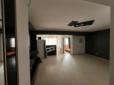 Apartament 2 camere | Etaj intermediar | 54 mpu | Calea Turzii B. Ziua
