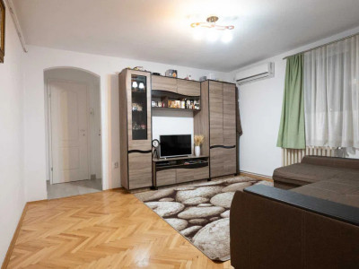 Apartament 2 camere | Renovat | 40 mpu | Piata Hermes Gheorgheni