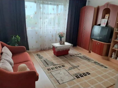 Apartament 3 camere | etaj intermediar | 53 mpu | Mehedinti Manastur