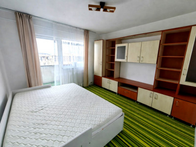 Apartament 3 camere | Decomandat | 65 mpu | Zona Rapsodiei Zorilor