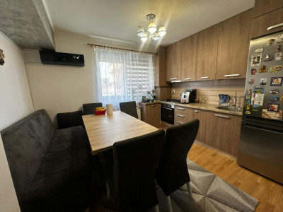 Apartament 2 camere | Decomandat | 50 mpu | Zona Regal Baciu