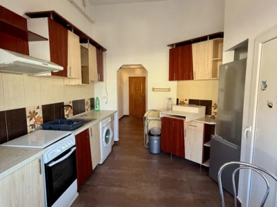 Apartament 1 camera | 49 mpu | Decomandat | Zona Horea Semicentral