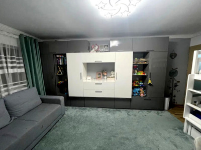 Apartament 3 camere | Decomandat | 52 mpu | Bl. 1 Dec. 1918 Grigorescu