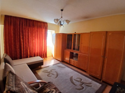 Apartament 3 camere | Decomandat | 64 mpu | Zona Dunarii Intre Lacuri