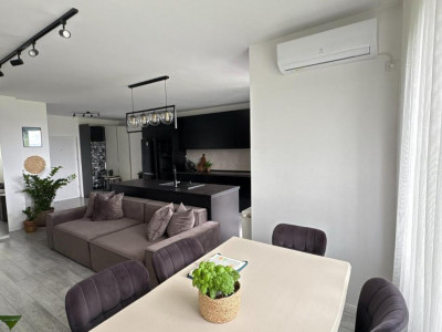 Apartament 2 camere | Etaj Intermediar | 60 mpu | Zona BMW Floresti