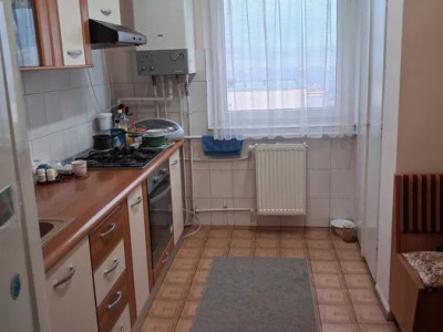 Apartament 3 camere | Decomandat | 65 mpu | Zona Gh. Dima Zorilor