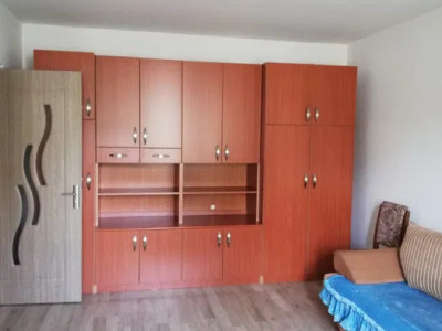 Apartament 2 camere | Decomandat | Parcare | 50 mpu | Zona Regal Baciu