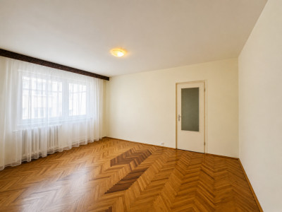 Apartament 3 camere | etaj intermediar | 52 mpu | zona Big Manastur