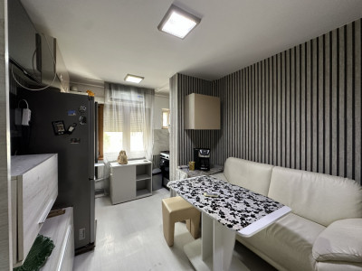 Apartament 3 camere | Decomandat | 65 mpu | Aurel Vlaicu Intre Lacuri