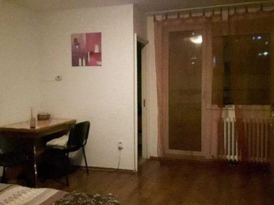 Garsoniera | Etaj intermediar | 28 mpu+4mp balcon | zona Big Manastur