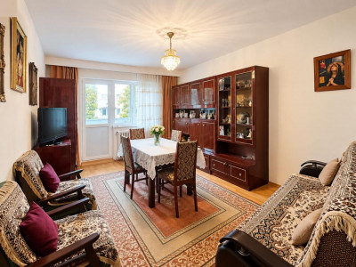 Apartament 3 camere | decomandat | 67 mpu | zona Parang Manastur