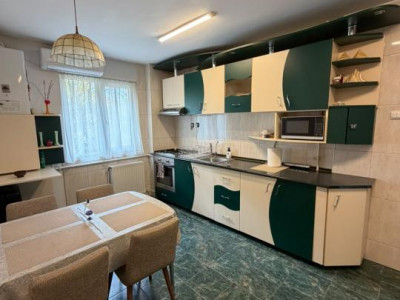 Apartament 3 camere | Etaj Intermediar | 68 mpu | H. Royal Gheorgheni